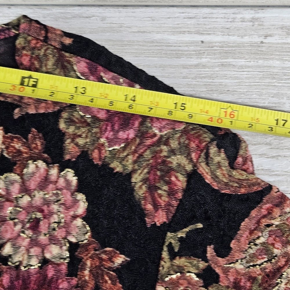 Vintage Metaphor Textured Dark Floral VNeck Top Blouse Medium Y2K Dark Romantic - Picture 3 of 12
